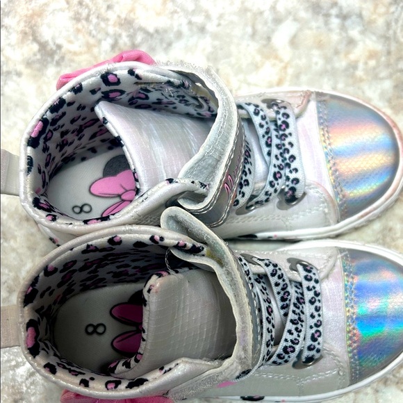 Disney Minnie Mouse Sneakers - White and Pink - Picture 2 of 3